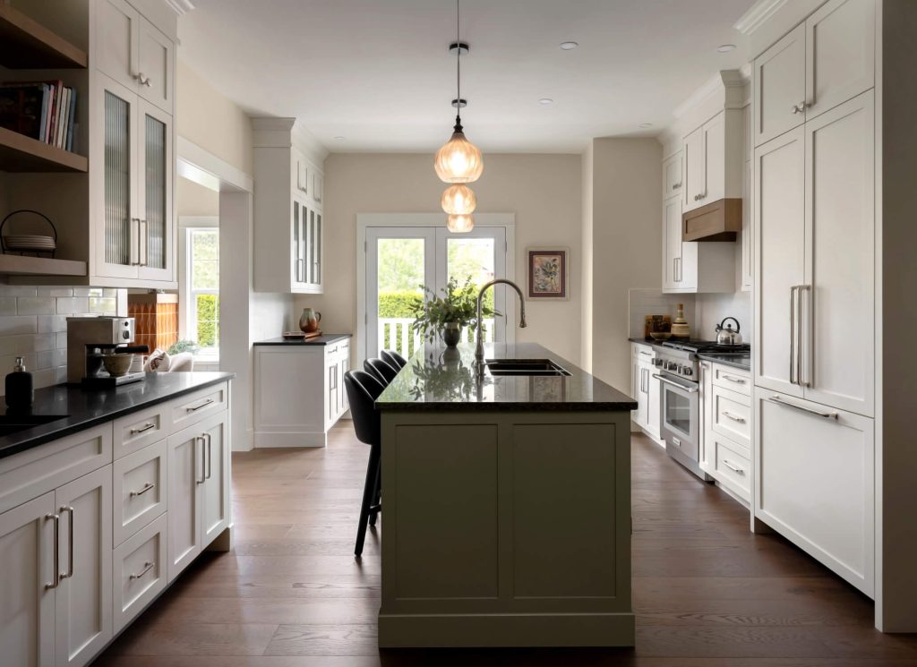Modern open-plan kitchen Modern open-plan kitchen